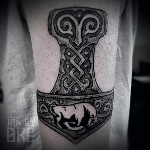 Tatovering udført hos Raven Ink
