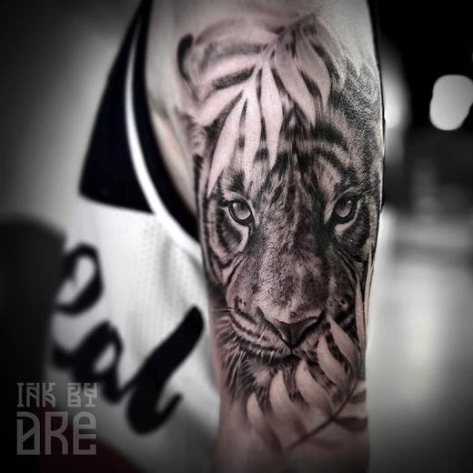 Tatovering udført hos Raven Ink
