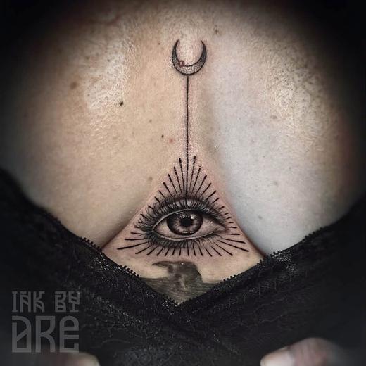 Tatovering udført hos Raven Ink