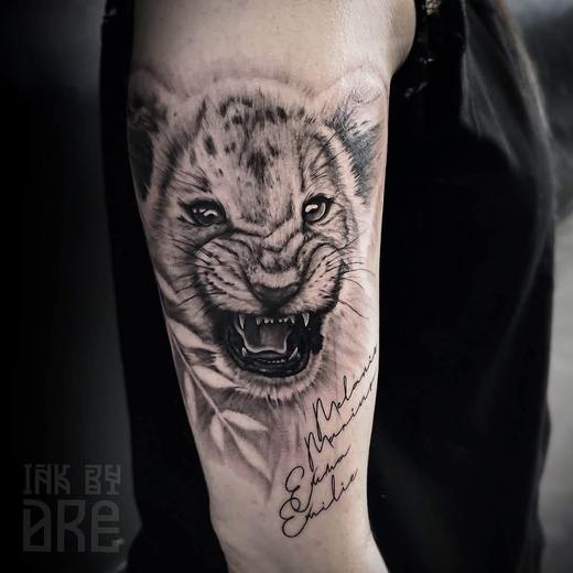 Tatovering udført hos Raven Ink